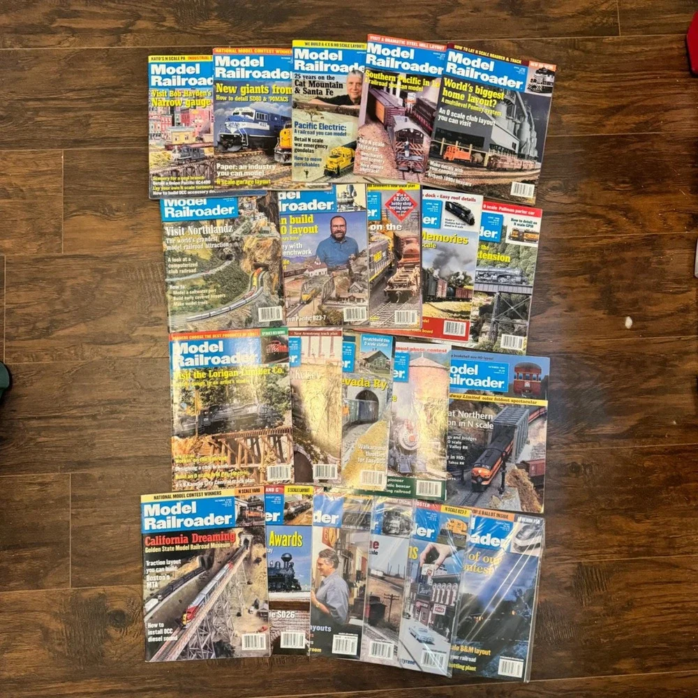 Model Railroader Magazine Lot of 21 Issues 1980s–2000s Model Train Hobby